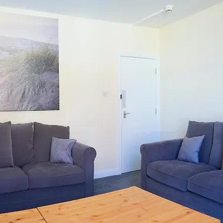 Newborough Apartments By Stay In Scarborough *
