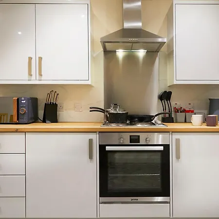 Newborough Apartments By Stay In Scarborough