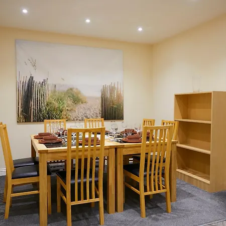 Newborough Apartments By Stay In Scarborough Apartamento