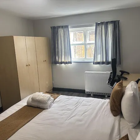 Newborough Apartments By Stay In Scarborough *