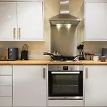 Newborough Apartments By Stay In Scarborough