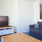 Newborough Apartments By Stay In Scarborough Apartamento Scarborough